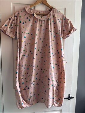 A La Sha dress med Peter Pan  Collar Shift Dress pink childlike whimsical print